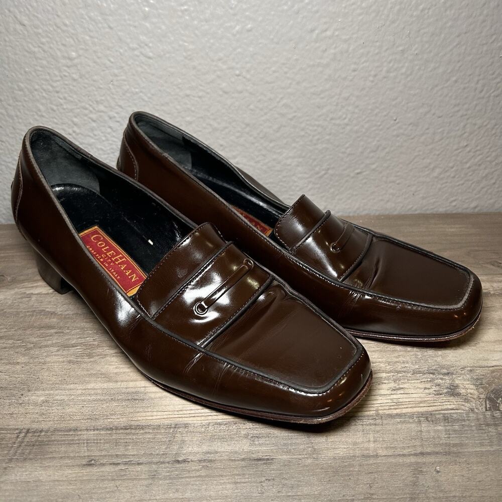 VTG Cole Haan Womens Loafer Pump Size 8.5B Brown Leather Block Heel Y2K 90s Shoe